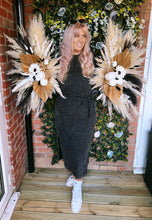 Load image into Gallery viewer, Pampas wings