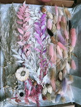 Load image into Gallery viewer, Dried Flower Offcuts