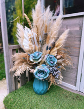 Load image into Gallery viewer, Pampas bouquet vase displays