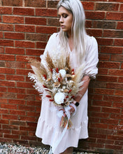 Load image into Gallery viewer, Wedding bouquets