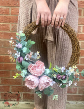 Load image into Gallery viewer, Door wreaths