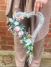 Load image into Gallery viewer, Door wreaths