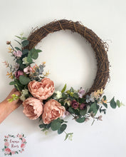 Load image into Gallery viewer, Door wreaths