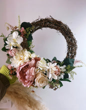 Load image into Gallery viewer, Door wreaths