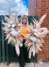 Load image into Gallery viewer, Flower Swags