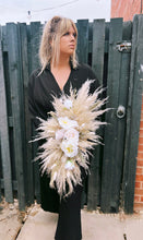 Load image into Gallery viewer, Flower Swags