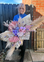 Load image into Gallery viewer, Flower Swags