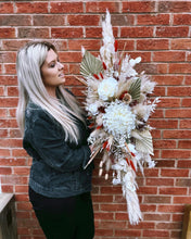 Load image into Gallery viewer, Flower Swags