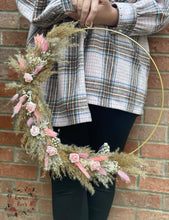 Load image into Gallery viewer, Dried Flower Hoops