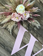 Load image into Gallery viewer, Double Dried & Artificial Flower Spread