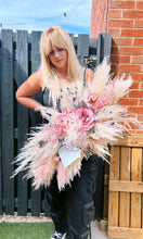 Load image into Gallery viewer, Flower Swags