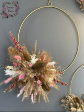 Load image into Gallery viewer, Dried Flower Hoops
