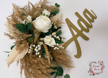 Load image into Gallery viewer, Single Dried &amp; Artificial Flower Spread

