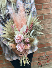 Load image into Gallery viewer, Tanya - hand tied bouquet
