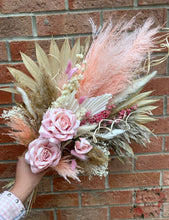 Load image into Gallery viewer, Tanya - hand tied bouquet
