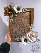 Load image into Gallery viewer, Paper flower frames
